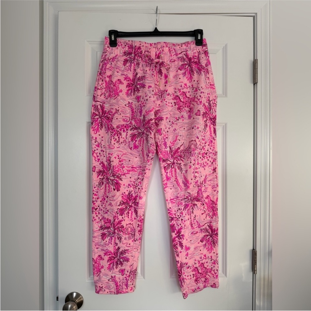 Lilly Pulitzer Emora knit pants size
M pink blossom Wild about you